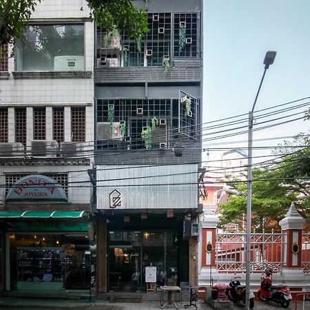 Zhelter'Bkk Hostel Bangkok Exterior photo