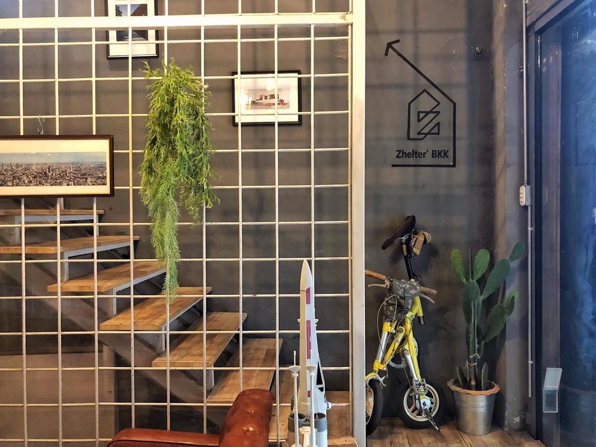 Zhelter'Bkk Hostel Bangkok Exterior photo