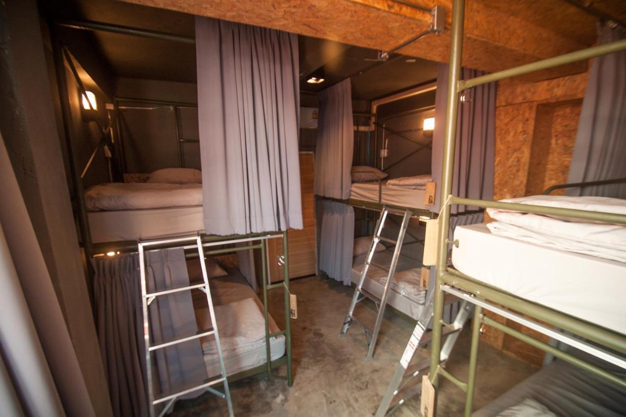 Zhelter'Bkk Hostel Bangkok Exterior photo